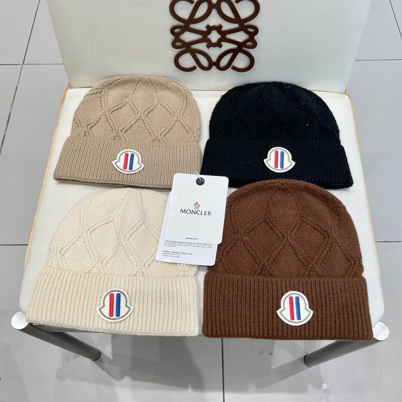 Moncler hat 090703