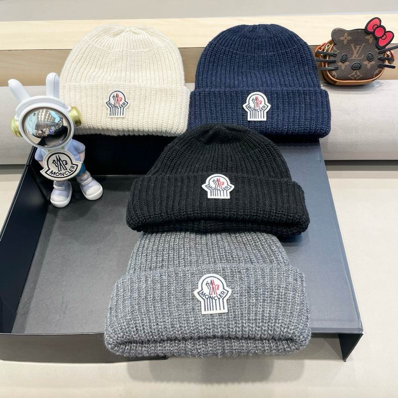 Moncler hat 090723