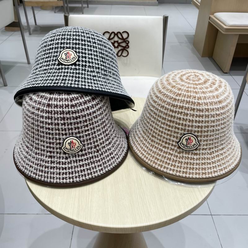 Moncler hat 090901