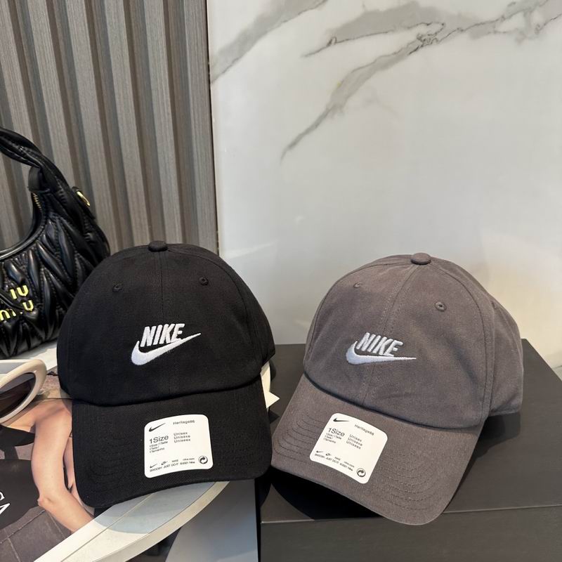 Nike cap dx17