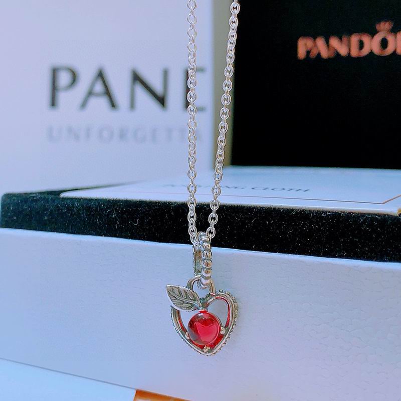 Pandora necklace 03yxh04
