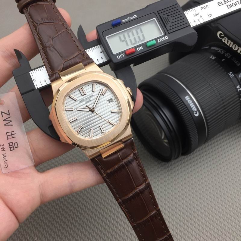 Patek Philippe 40mm 090414