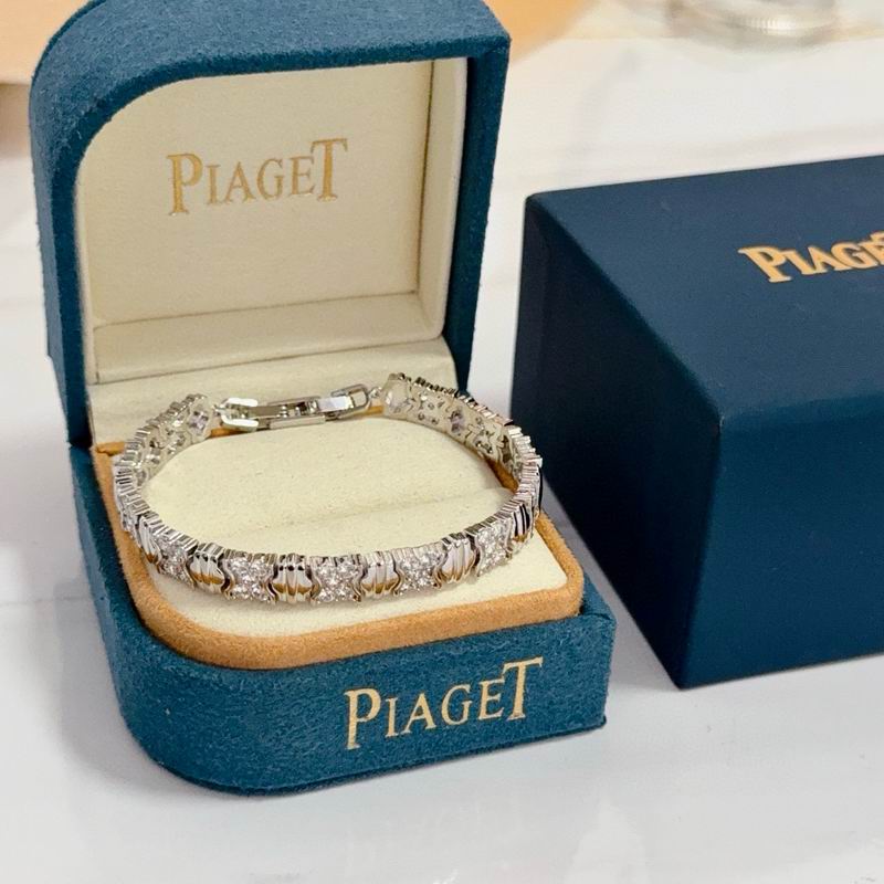 Piaget Bracelet  05yxs04