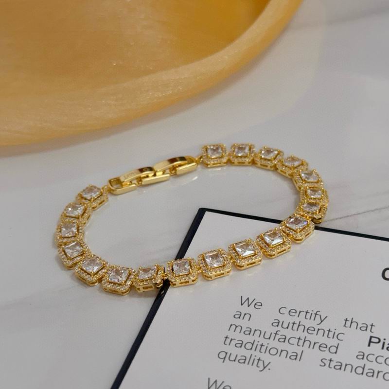 Piaget Bracelet  05yxs18