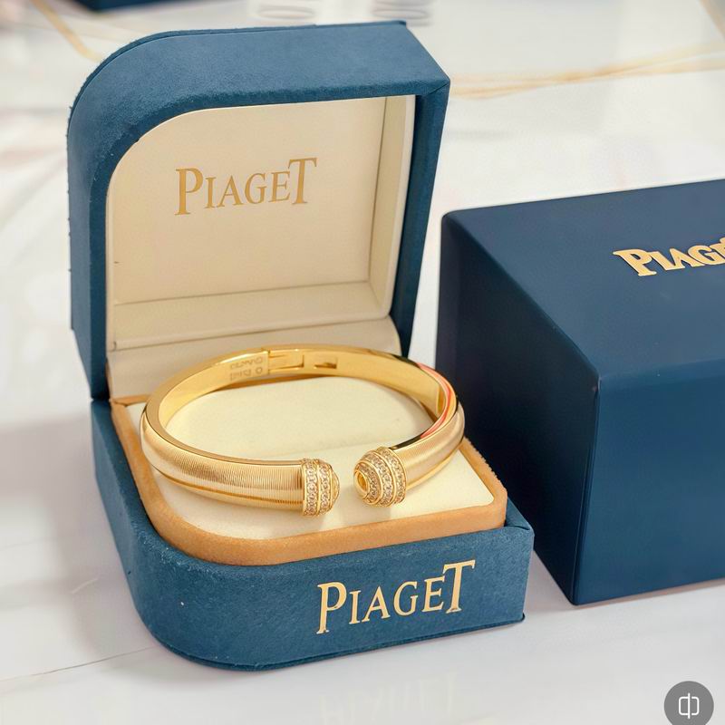 Piaget Bracelet 05yxs25