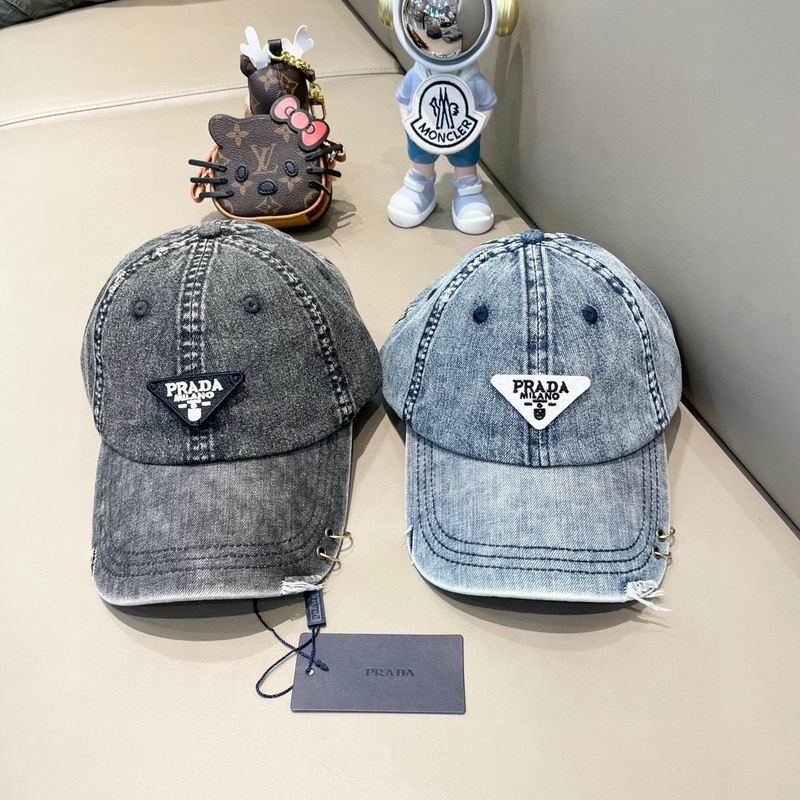 Prada Cap 032002