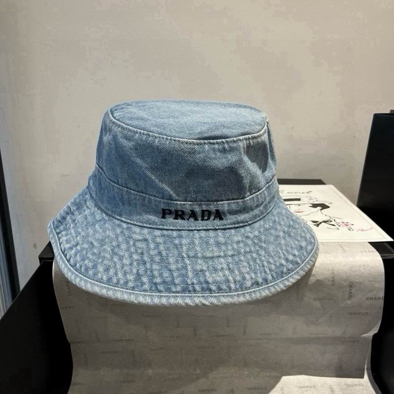 Prada Hat 030602