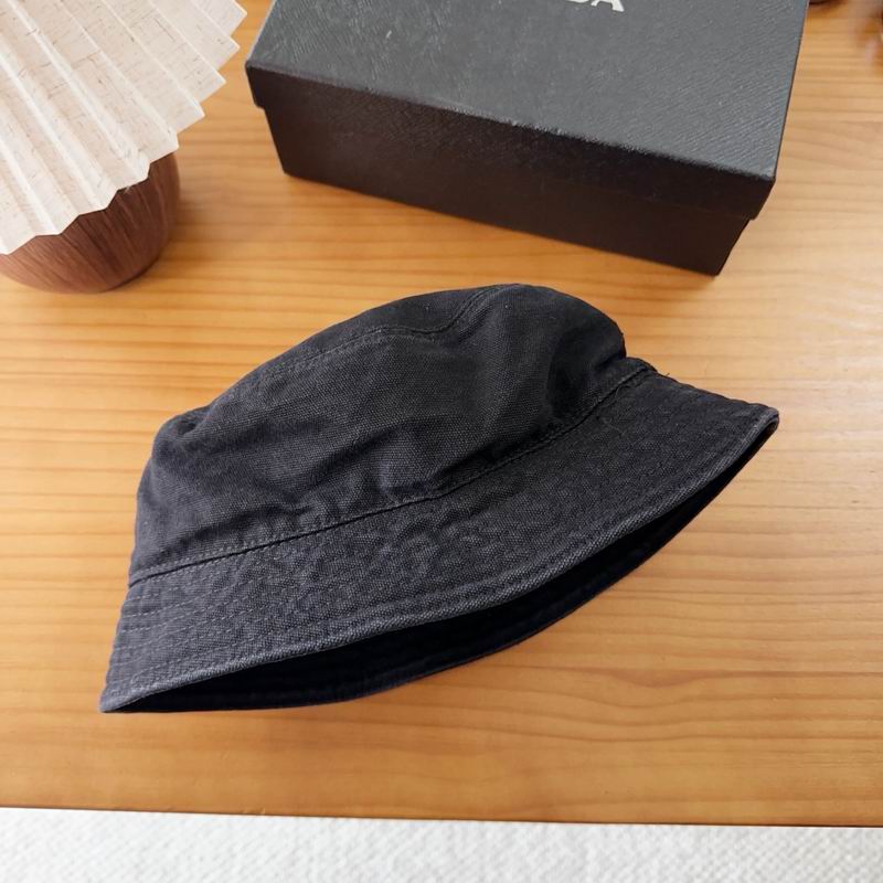 Prada Hat dx18
