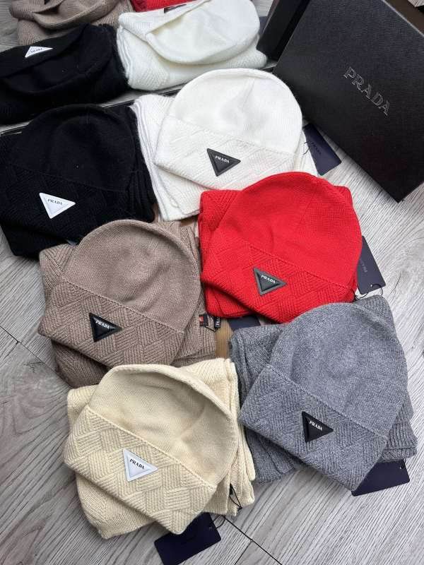 Prada Scarf Hat hm08