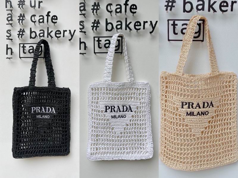 Prada beach bag dx07