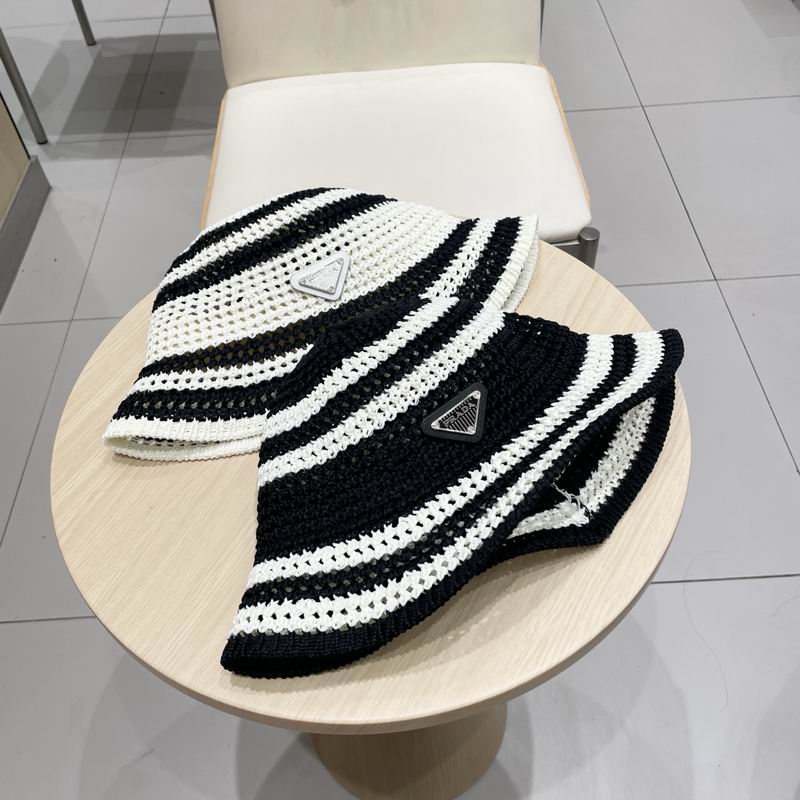 Prada hat 050305