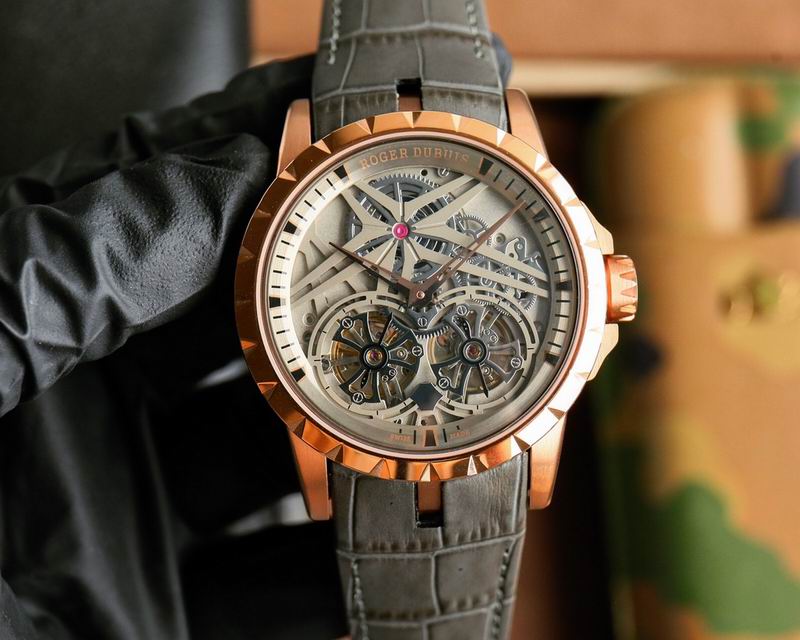 Roger Dubuis 46mm 102378