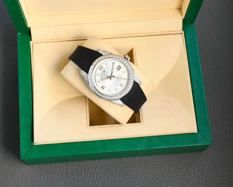 Rolex 41mm 022125