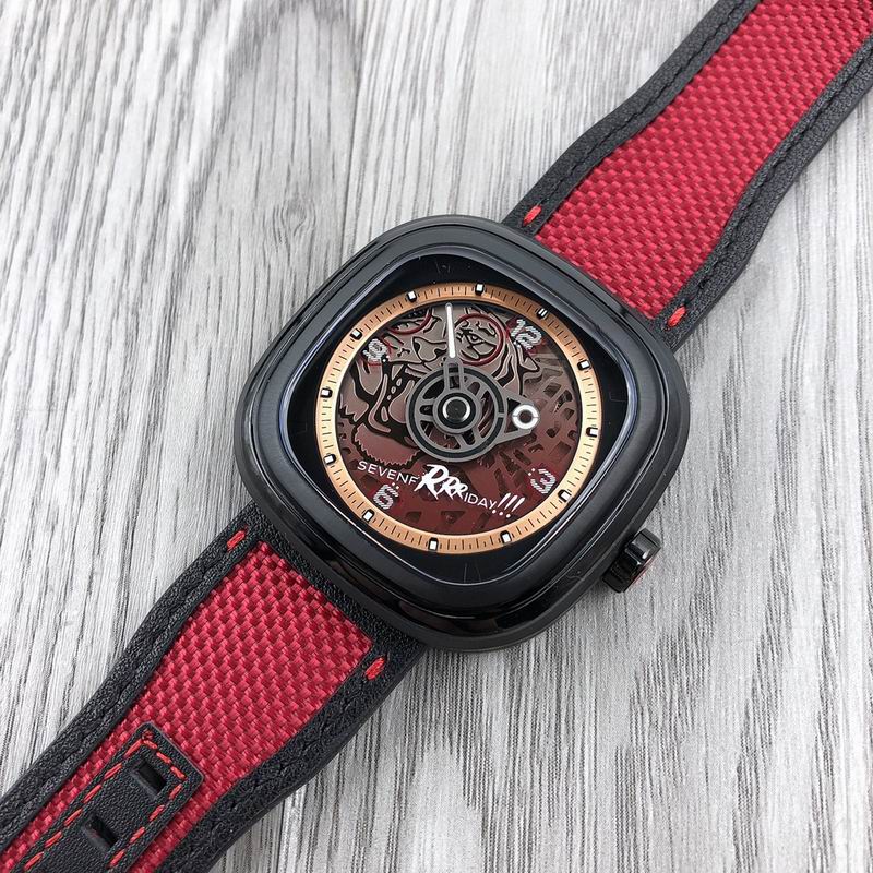 Seven Friday 45.6X45mm 090477