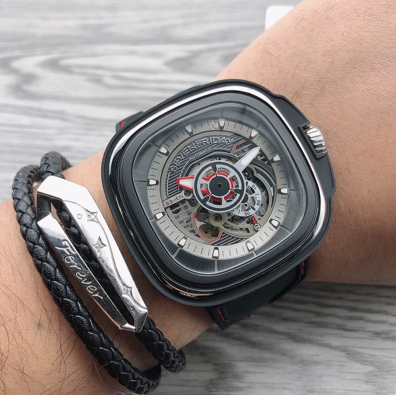 Seven Friday 47mm 090404