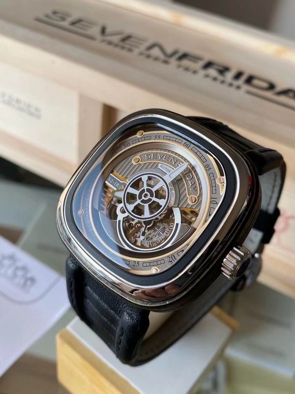 Seven Friday 47mm 090468