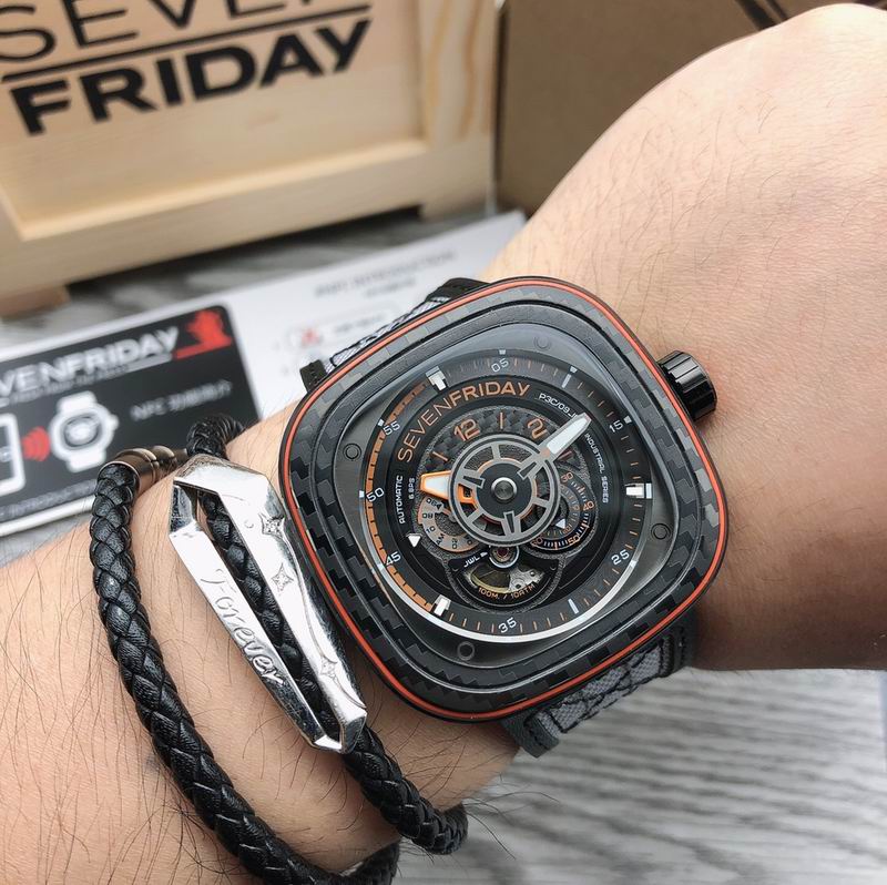 Seven Friday watch 090450