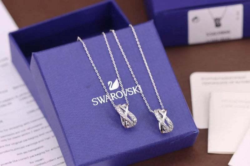 Swarovski Necklace 05yxs14