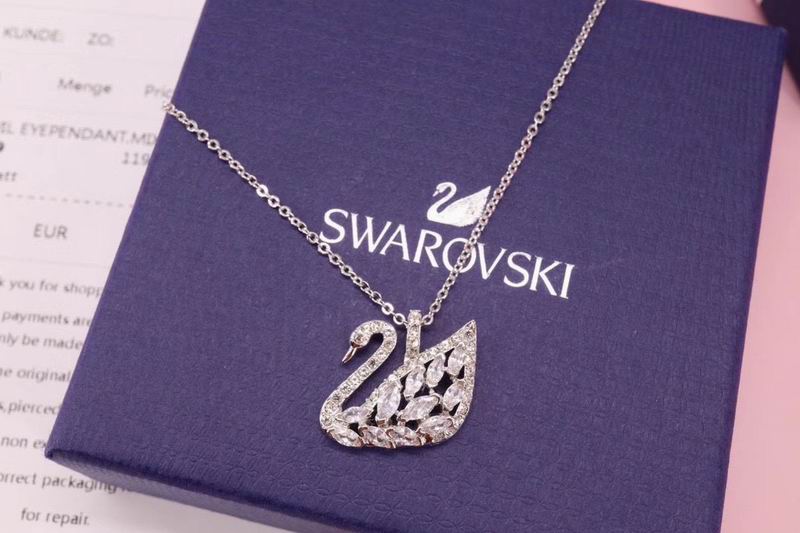 Swarovski Necklace 08yxq03