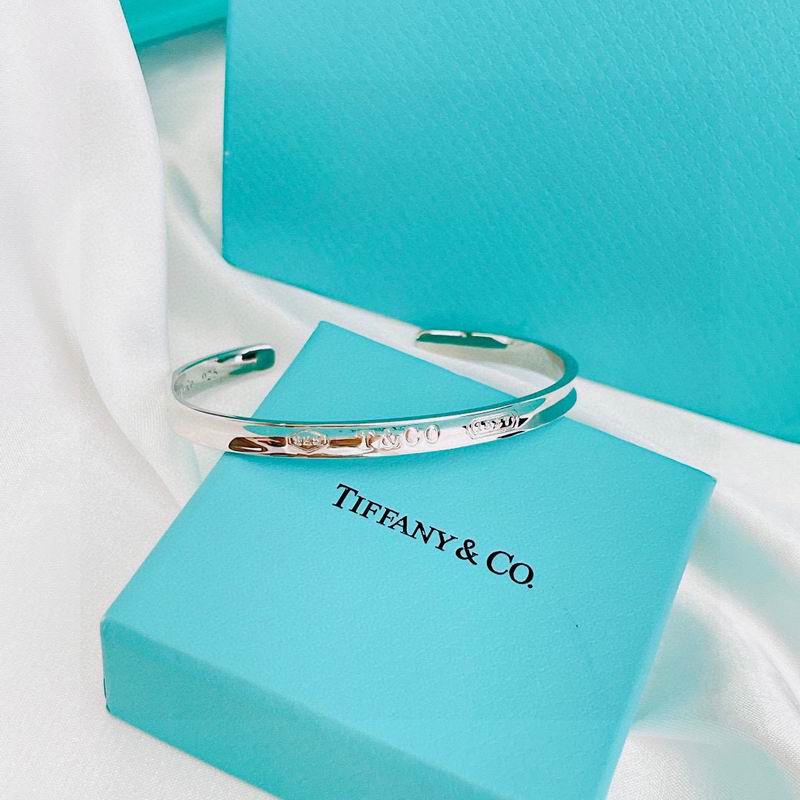 Tiffany Bracelet 03yxs10