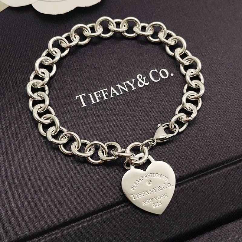 Tiffany Bracelet 04yxs51