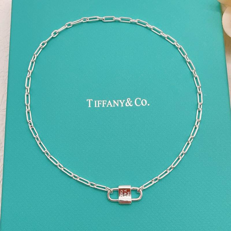 Tiffany Necklace 03yxs36