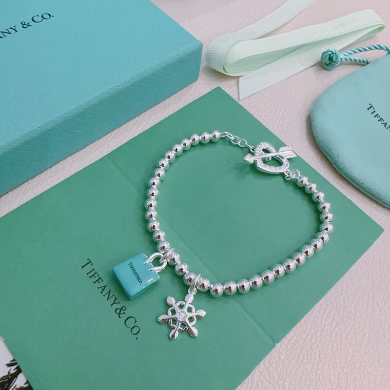 Tiffany bracelet 09yxx47