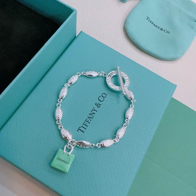 Tiffany bracelet 09yxx89