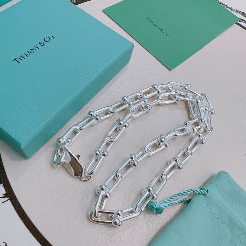 Tiffany necklace 09yxx66