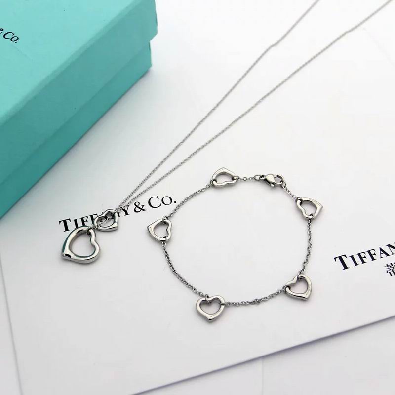 Tiffany suits 04lyx12