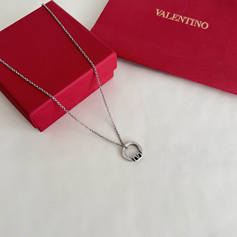 Valentino Necklace 05yxs10