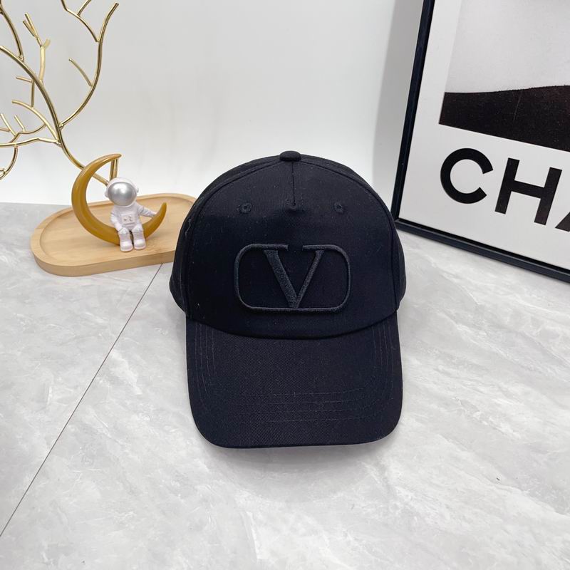 Valentino Cap dx04