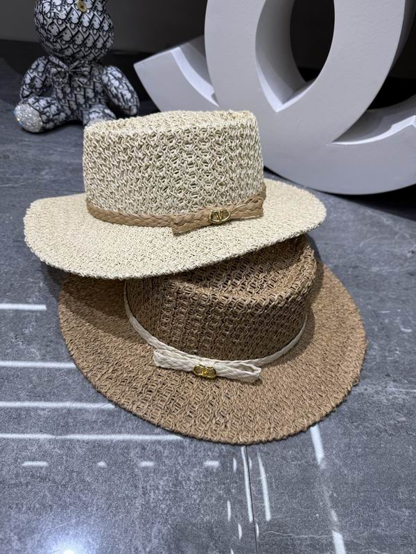 Valentino top hat dx16