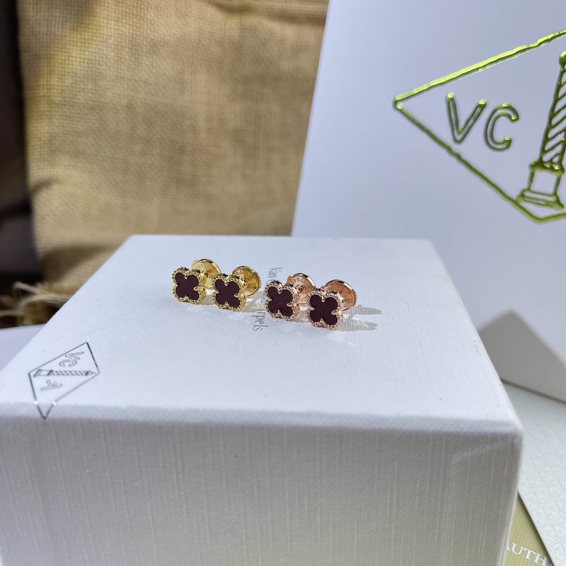 Van Cleef & Arpels earring 05yxs02