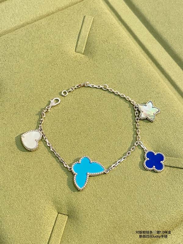Van Cleef & Arpels bracelet 03lyh49
