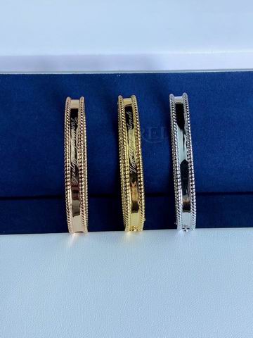 Van Cleef & Arpels bracelet 04lyh30