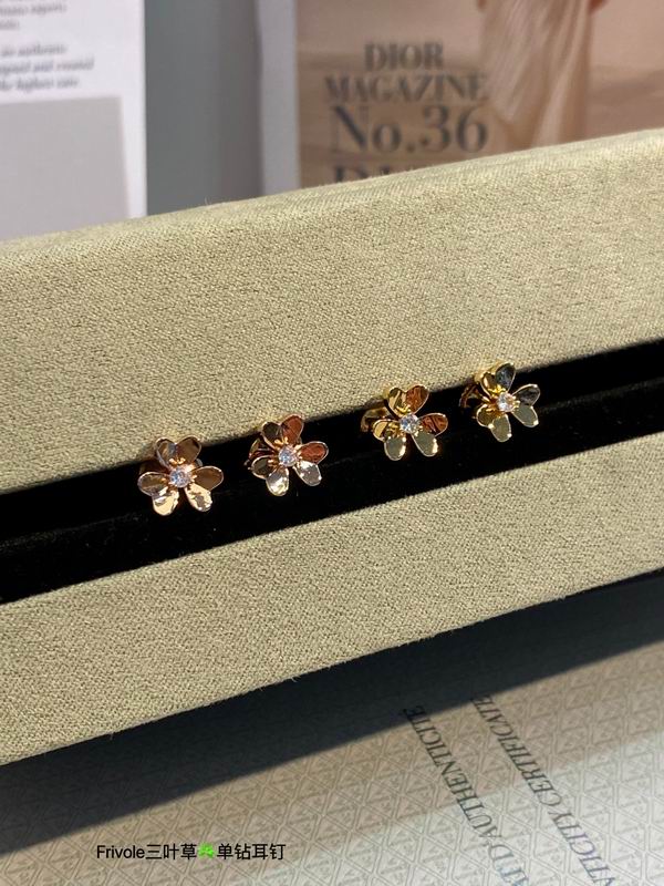 Van Cleef & Arpels earring 03lyh27