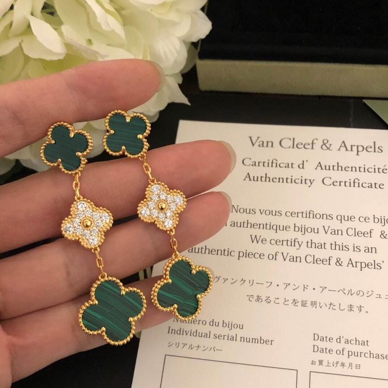 Van Cleef & Arpels earring 12yxq03