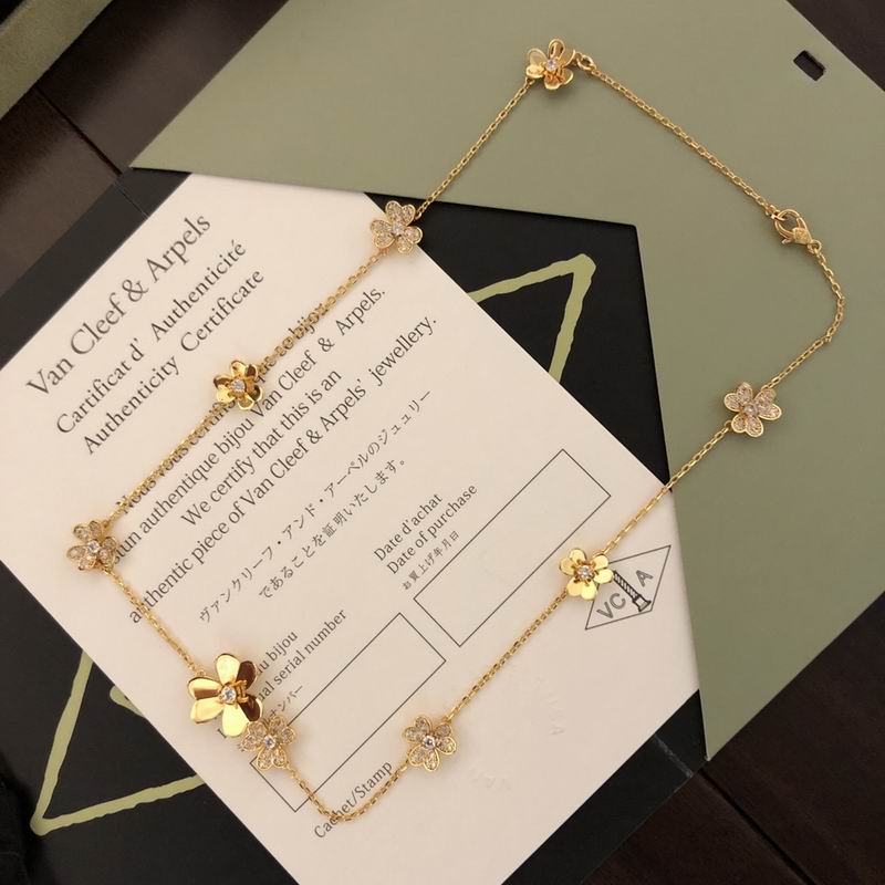 Van Cleef & Arpels necklace 10yxq01