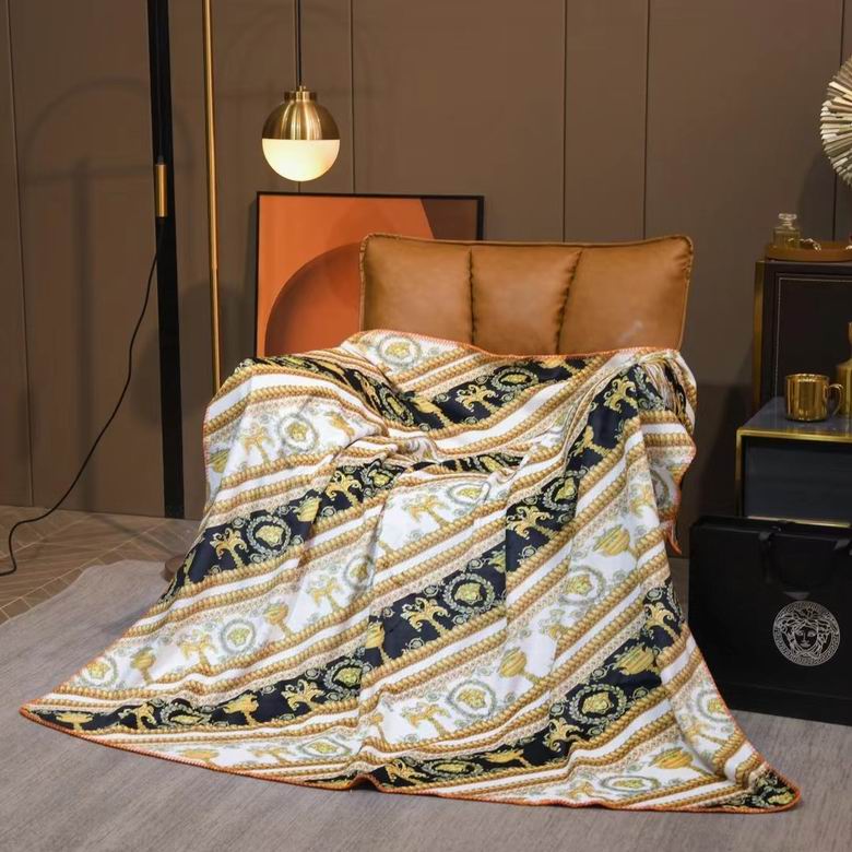 Versace 1.5x1.5m 1.5x2.0m 2.0x2.3m 59