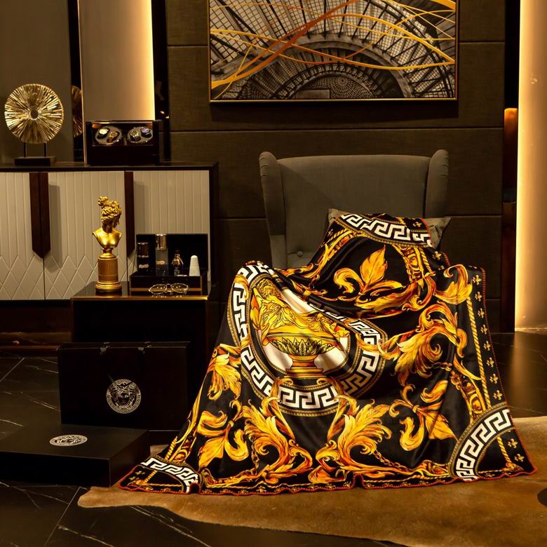 Versace 1.5x1.5m 1.5x2.0m 2.0x2.3m 41