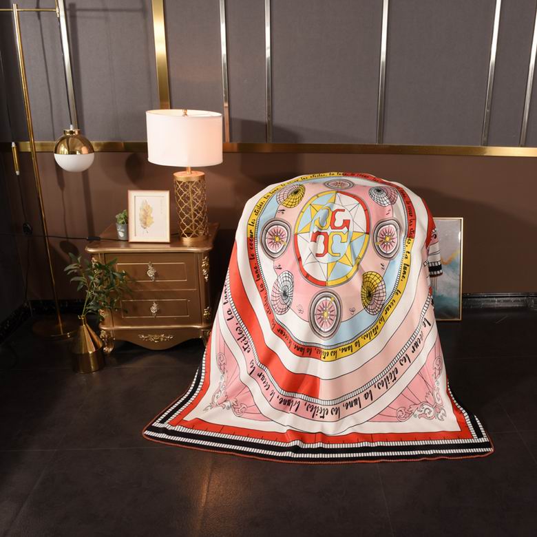 Versace 1.5x1.5m 1.5x2.0m 2.0x2.3m 47