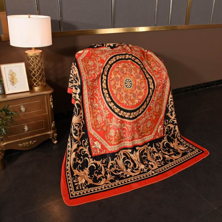 Versace 1.5x1.5m 1.5x2.0m 2.0x2.3m 44