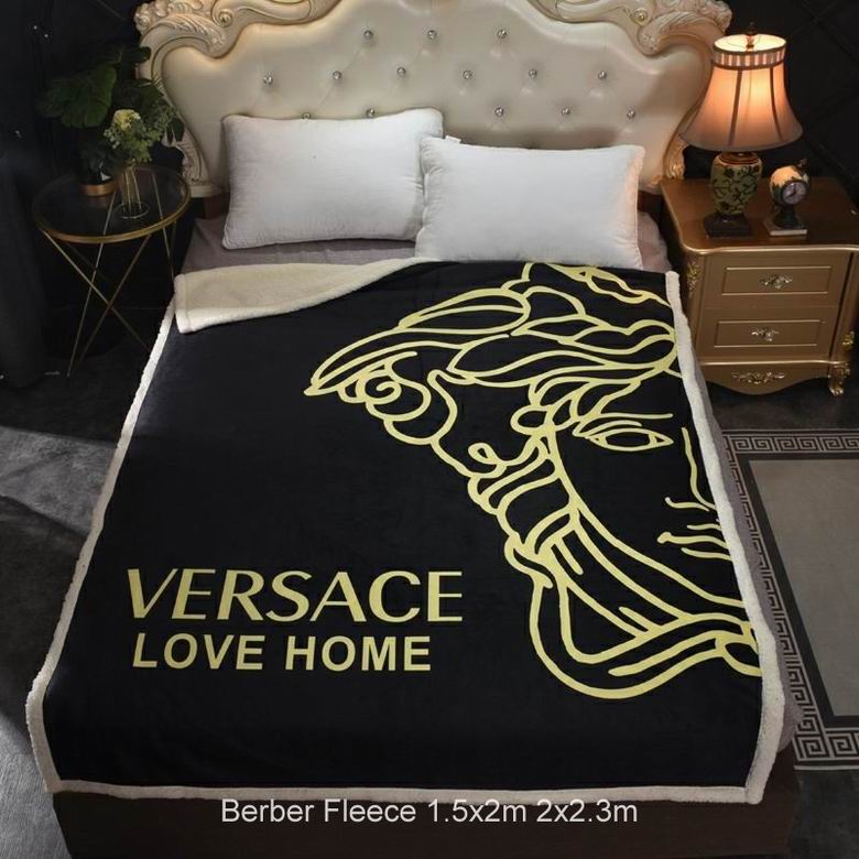 Versace 1.5x2m 2x2.3m n08