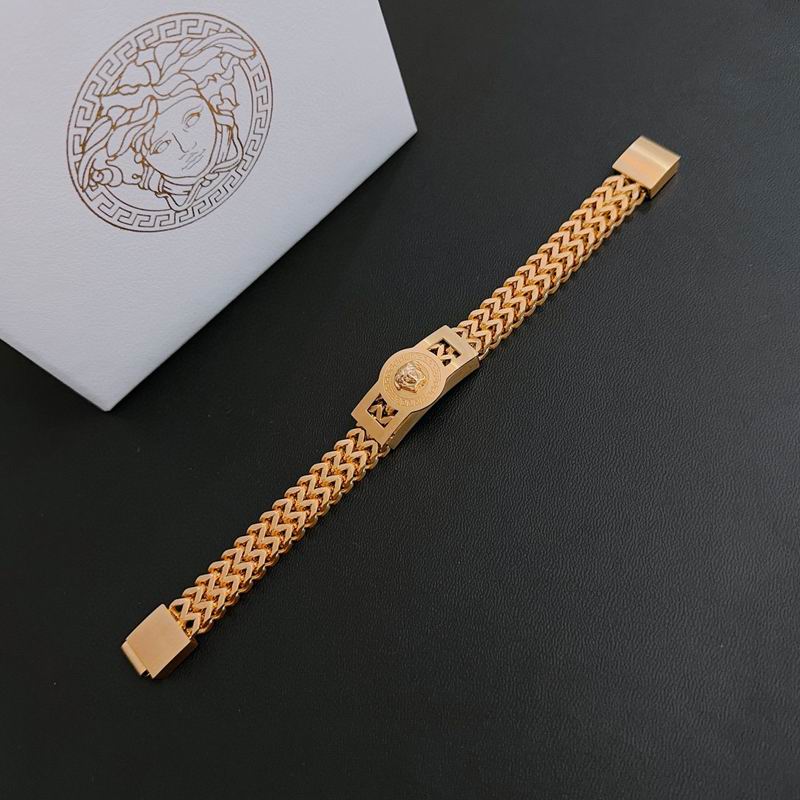 Versace bracelet 11yxx03