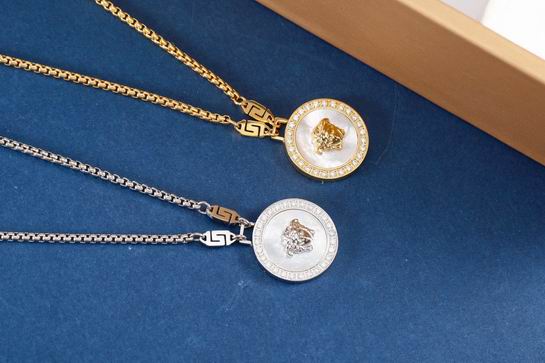 Versace necklace 11lyh131