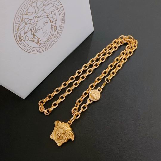 Versace necklace 11lyh42
