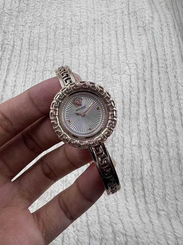 Versace watch 080680