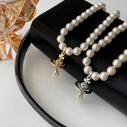 Vivienne Westwood necklace 12lyh130