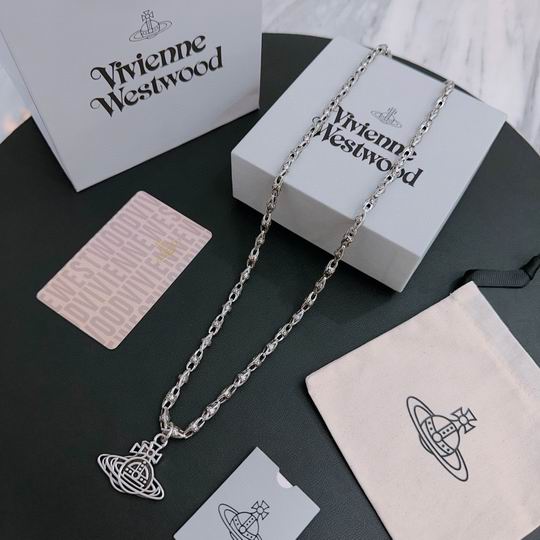 Vivienne Westwood necklace 12lyh74